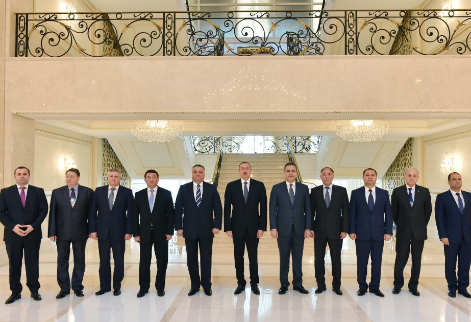 Президент Азербайджана Ильхам Алиев принял участников 18-го заседания Конференции органов спецслужб тюркоязычных государств ВИДЕО