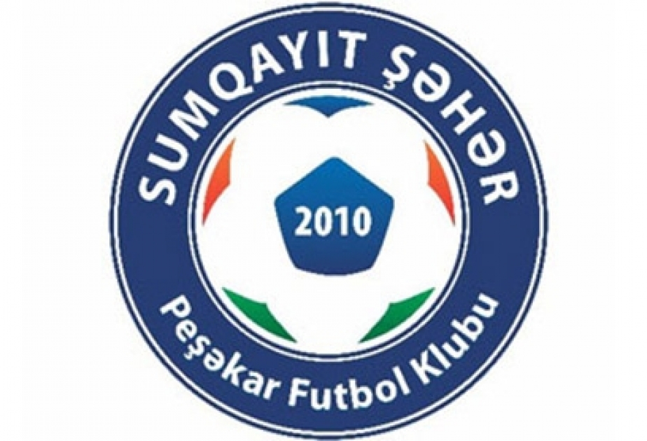 “Sumqayıt” FK-nın yeni məşqçisi komanda üzvlərinə təqdim olunub