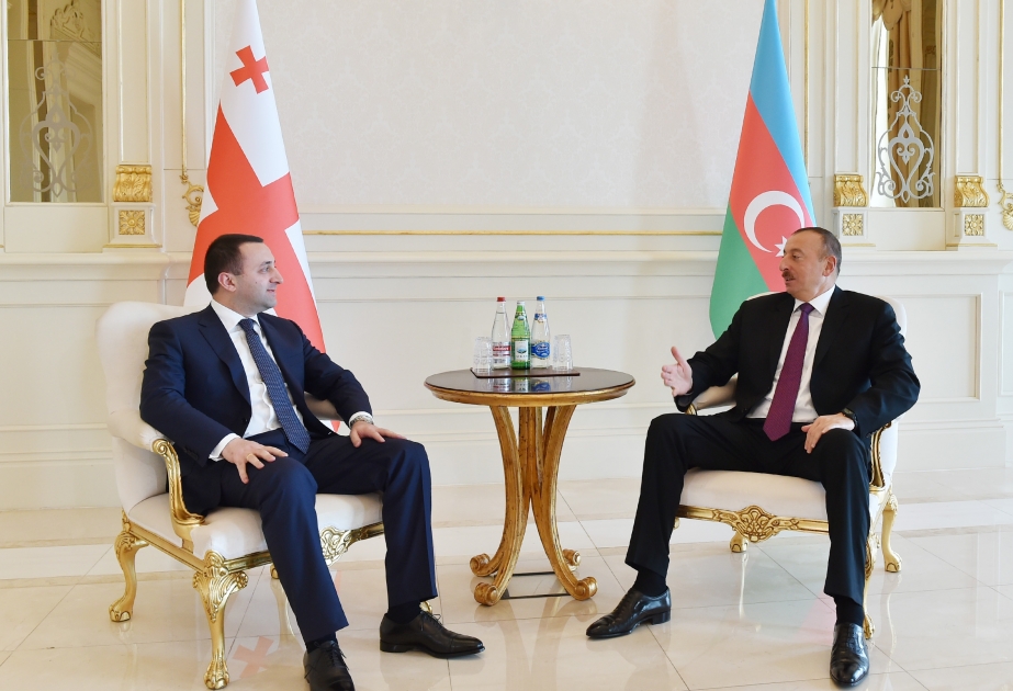 Le président Ilham Aliyev s'est entretenu avec le Premier ministre géorgien VIDEO