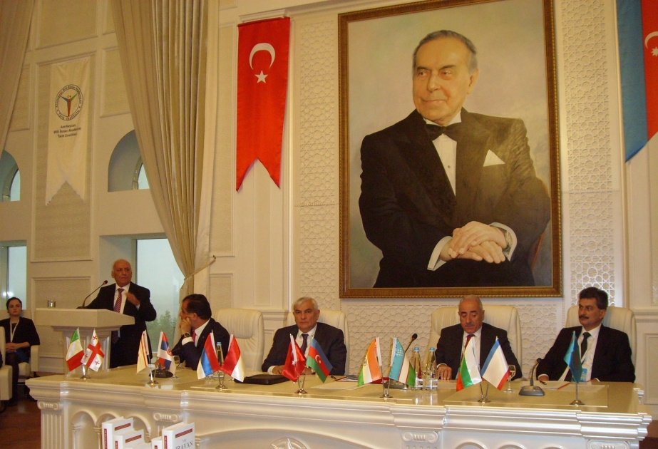 VIII. Internationale Ataturk-Konferenz in Ganja ihre Arbeit begonnen VIDEO