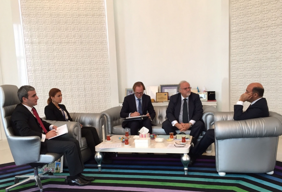 Azerbaijani minister of culture and tourism meets outgoing French Ambassador