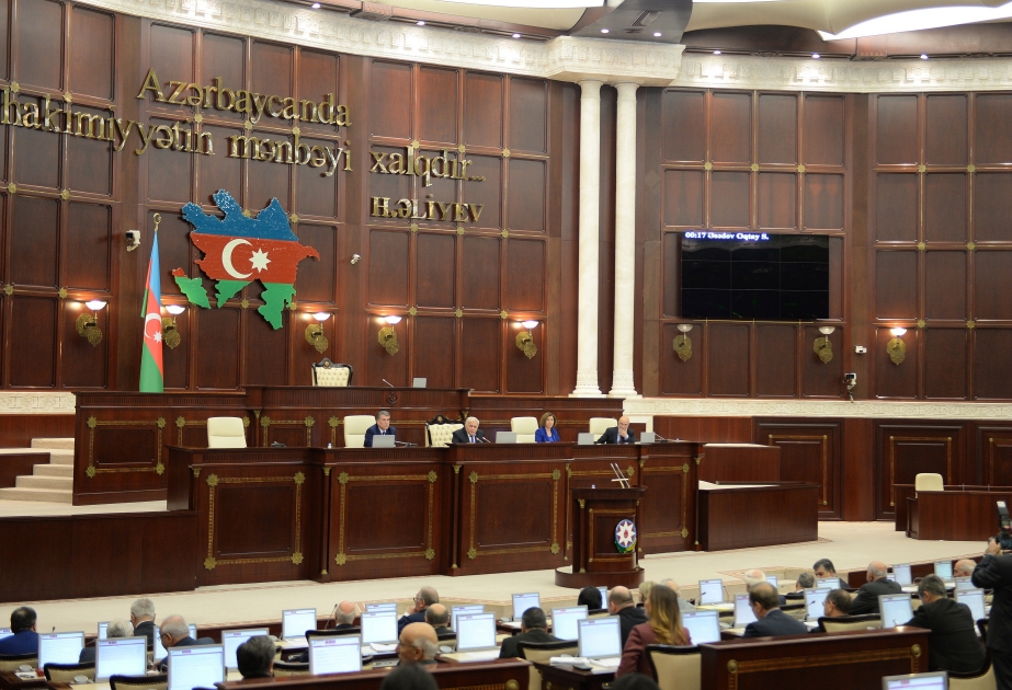 Milli Məclisin IV çağırış üzrə payız sessiyasının son plenar iclası keçirilib