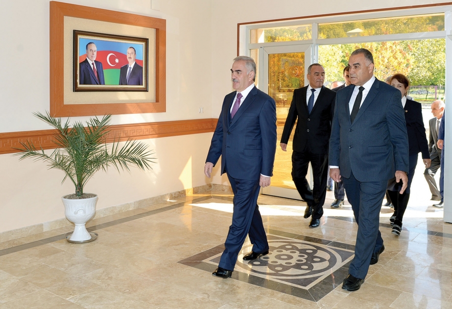 Şərur rayonunun Yuxarı Yaycı kəndi abad yaşayış məntəqəsinə çevrilib