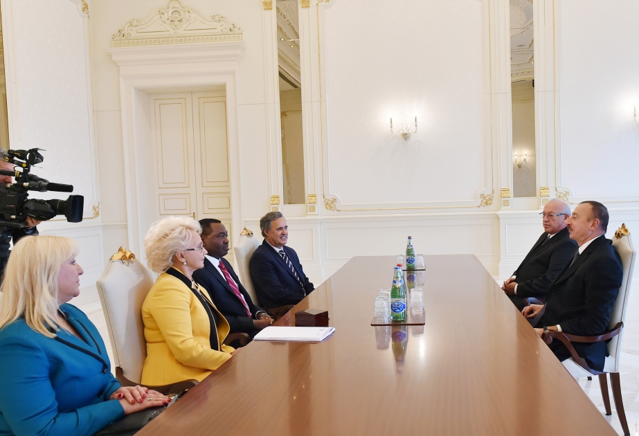 Aserbaidschans Präsident Ilham Aliyev hat den Präsidenten der Internationalen Zivilluftfahrtorganisation und die Vorsitzende des Zwischenstaatlichen Luftfahrtkomitees empfangen VIDEO
