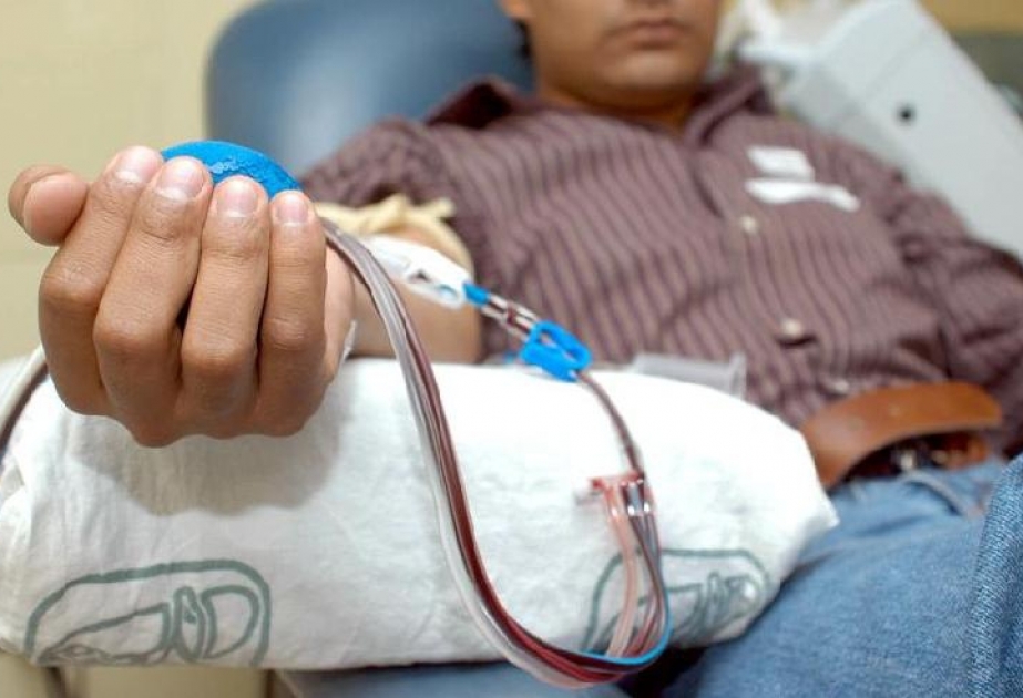 سكان سومغايت يتبرعون بالدم يوم العاشوراء