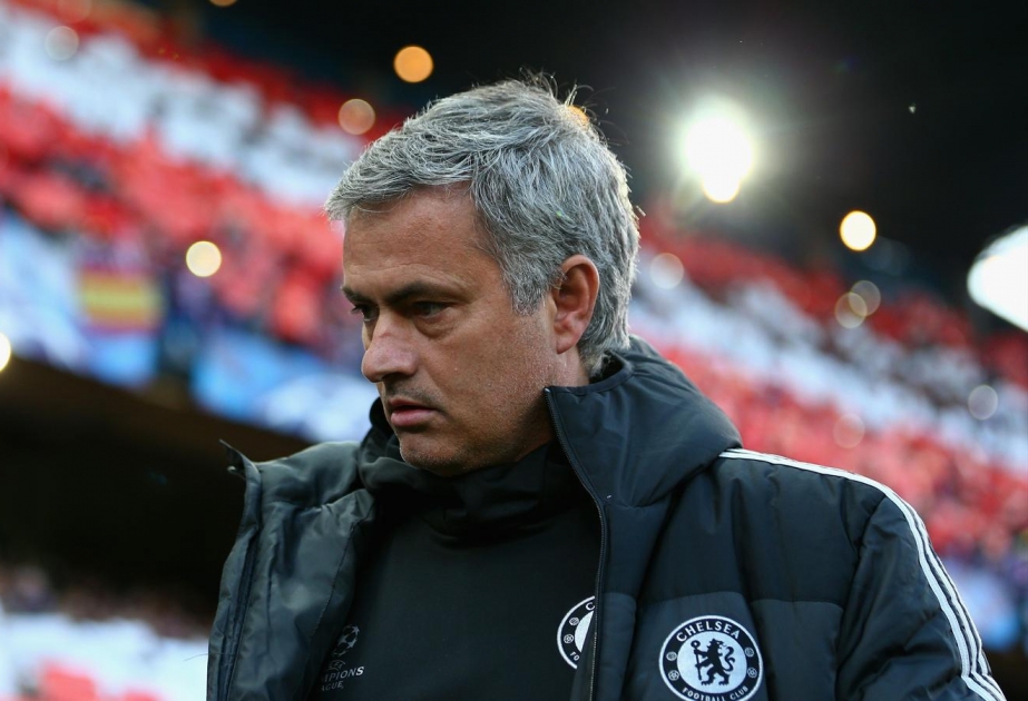 Mourinyo “Çelsi”dən ayrılacağı təqdirdə 30 milyon funt sterlinq təzminat alacaq