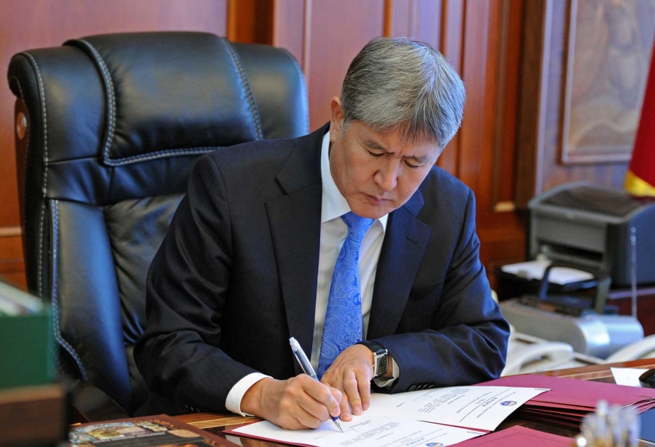 Kyrgyz President Atambayev signs order on government resignation