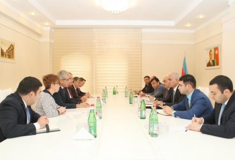 Azerbaijan`s Minister of Economy and Industry meets Vice President of French Air Liquide Company