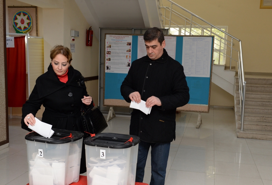Xətai rayonunda seçki məntəqələri tam tərkibdə və vaxtında fəaliyyətə başlayıb