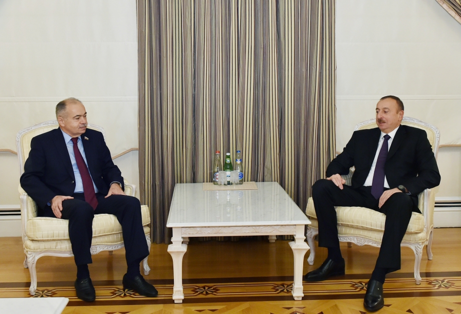 Rencontre du président azerbaïdjanais Ilham Aliyev avec Ilias Oumakhanov VIDEO