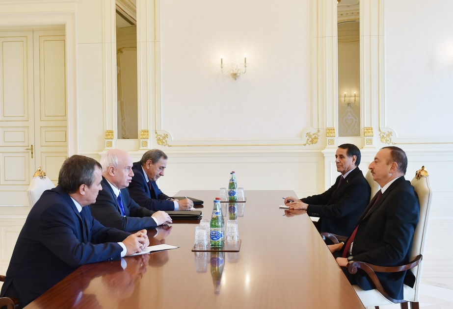 Aserbaidschans Präsident Ilham Aliyev hat eine Delegation um den Vorsitzenden des GUS-Exekutivkomitees empfangen VIDEO