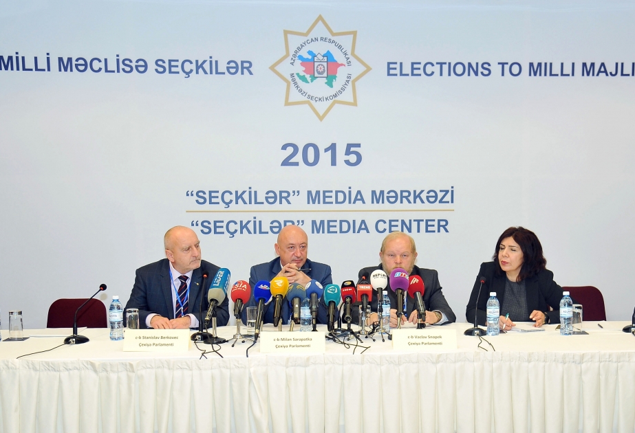 Azərbaycandakı seçici fəallığını çexiyalı deputatlar da yüksək qiymətləndiriblər