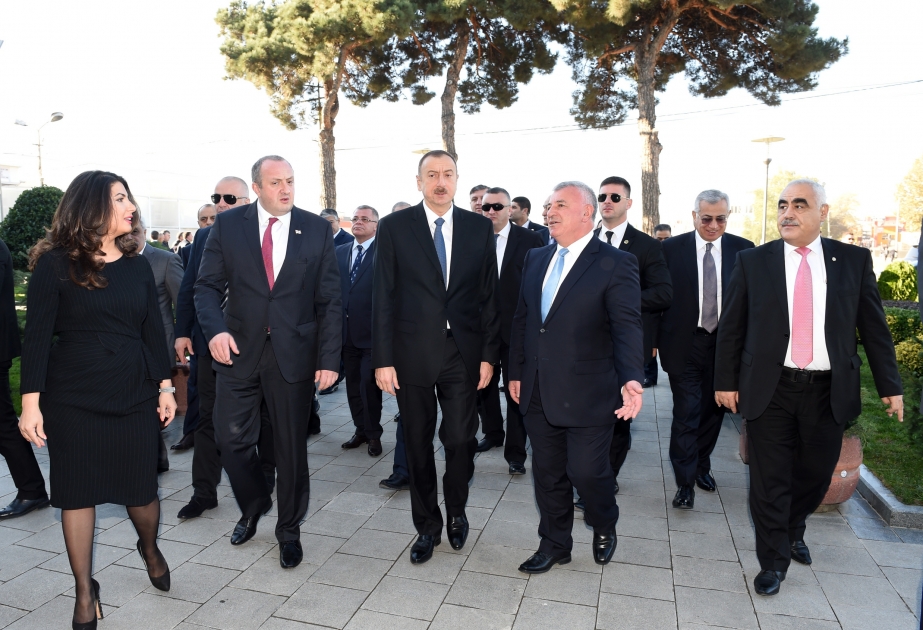 Les présidents azerbaïdjanais et géorgien ont visité le Centre de formation «Maison de thé» à Marneouli VIDEO