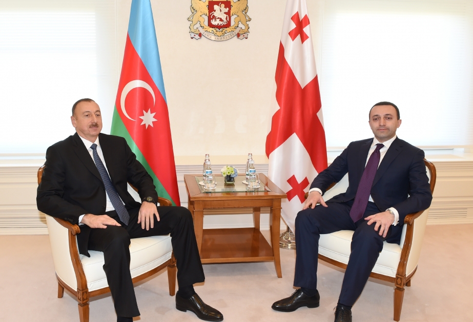 Entretien en tête-à-tête du président azerbaïdjanais avec le Premier ministre géorgien VIDEO