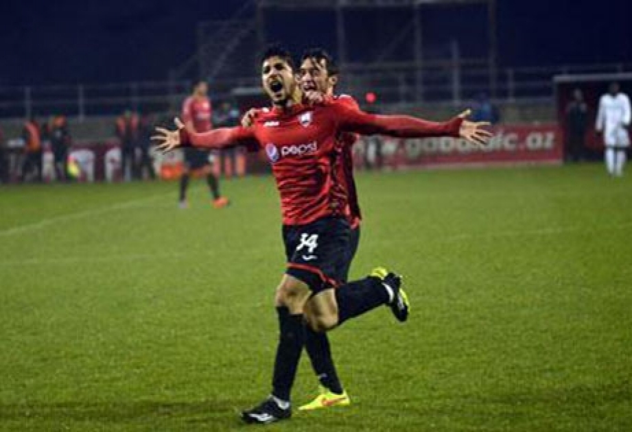 Robert Prosineçki daha bir futbolçunu milliyə cəlb edib