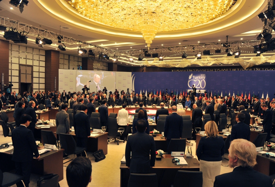 二十国集团领导人第十次峰会在安塔利亚举行