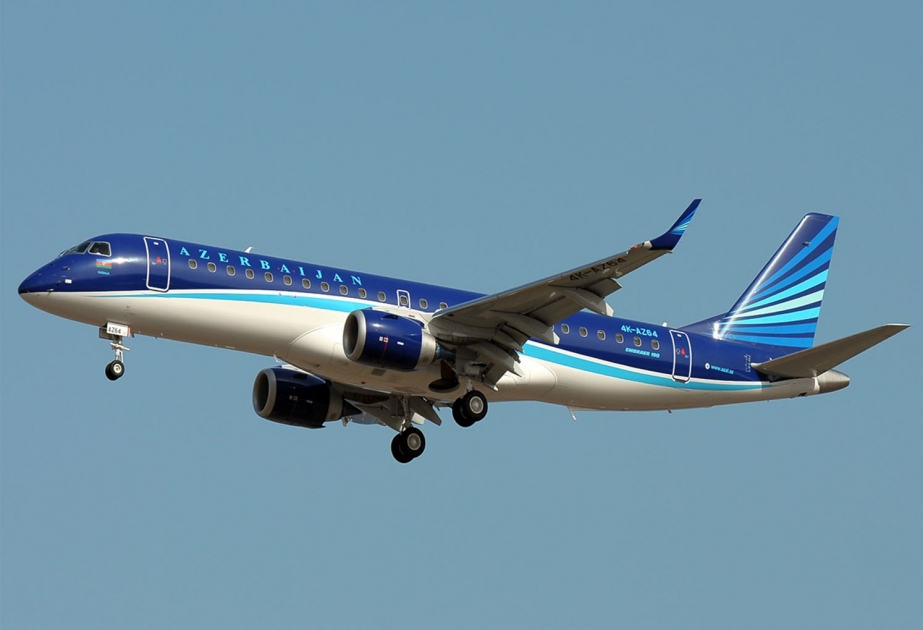 AZAL объявил новогоднюю акцию на авиабилеты по международным направлениям