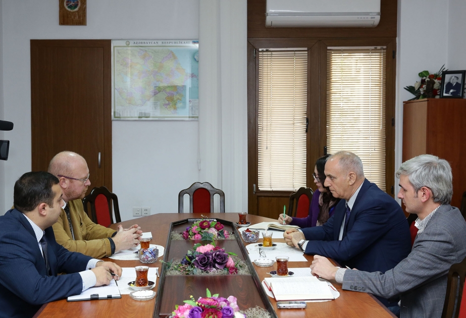 Head of Photo Service of Russian TASS News Agency visits AZERTAC VIDEO