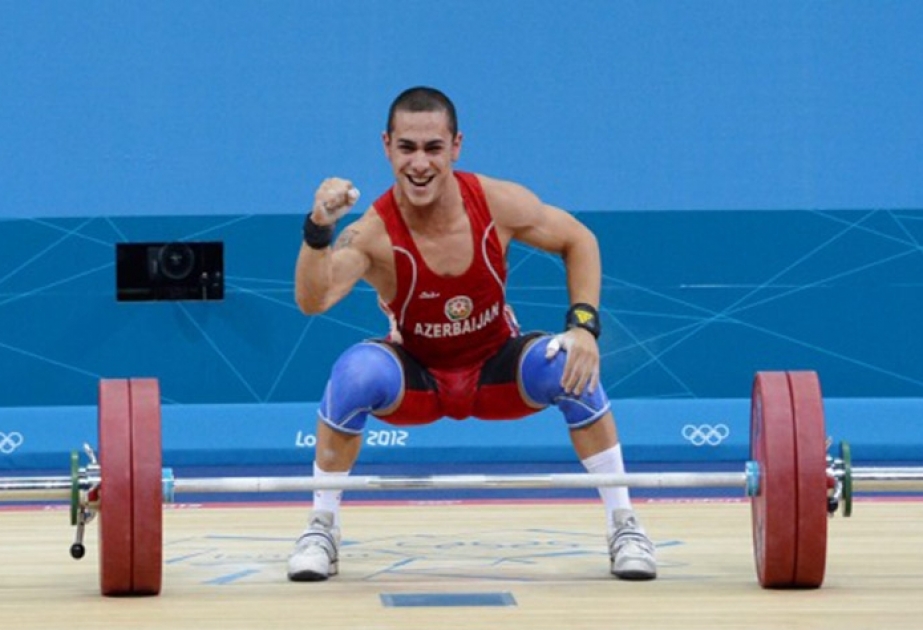 Azərbaycan millisi ağır atletika üzrə dünya çempionatında ilk medalını qazanıb VİDEO