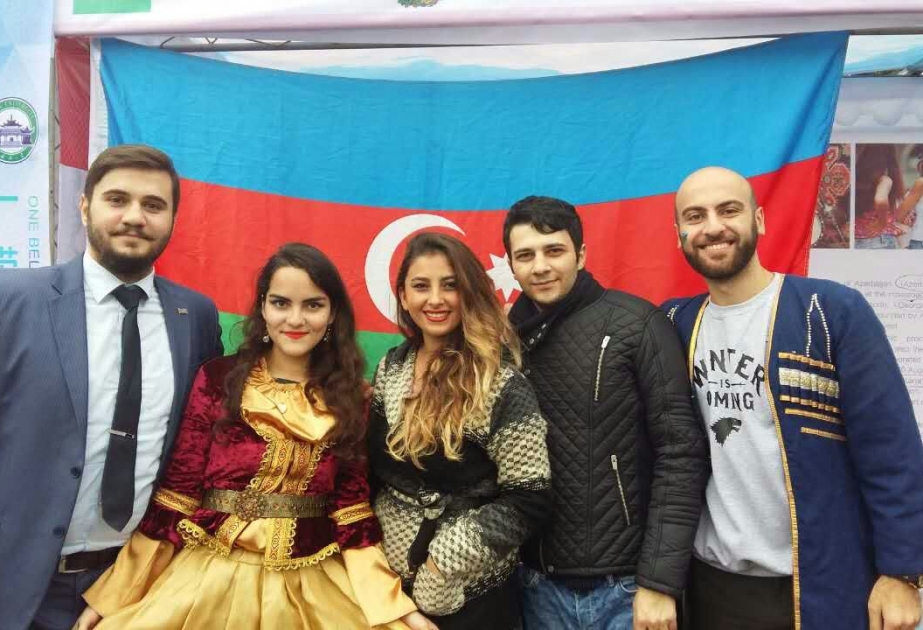 Azerbaijan joins international festival in China