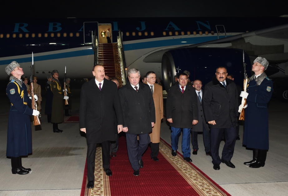 Aserbaidschans Präsident Ilham Aliyev ist zu Staatsbesuch in Belarus eingetroffen VIDEO