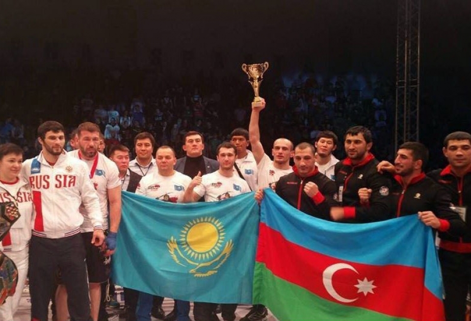阿塞拜疆摔跤选手两次成为世界冠军