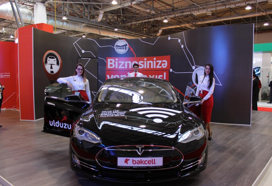 Bakcell presents first “Smart car” in partnership with Tesla and 189 Taxi service