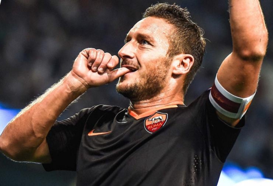“Roma” klubu Totti ilə müqavilə müddətini artırmaq niyyətindədir