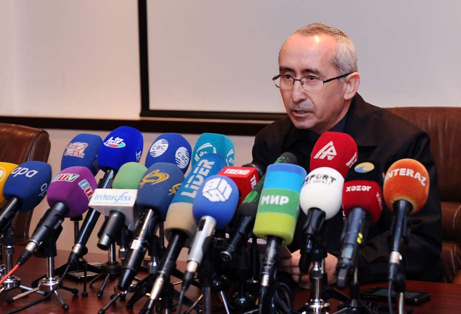 SOCAR: Hava şəraitinin ağır olmasına baxmayaraq, itkin düşən işçilərin helikopterlərlə axtarışı davam etdirilib VİDEO