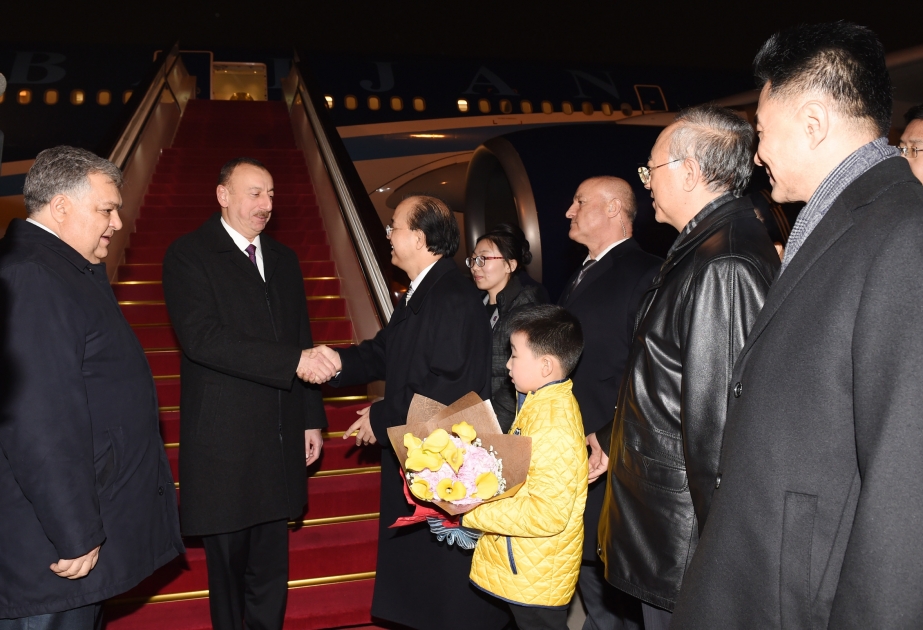 Le président Ilham Aliyev est en visite à Pékin VIDEO