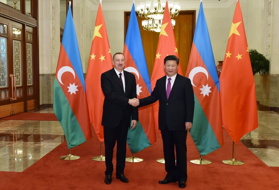 Offizieller Empfang des Präsidenten von Aserbaidschan Ilham Aliyev in Peking VIDEO