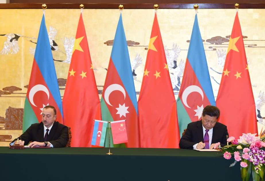 Staatsbesuch von Aserbaidschans Präsident in China: Unterzeichnung von aserbaidschanisch-chinesischen Dokumenten VIDEO