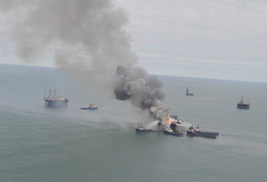 SOCAR: des travaux préparatoires sont en cours pour l’implication de la société “Boots&Coots dans l’extinction de l’incendie