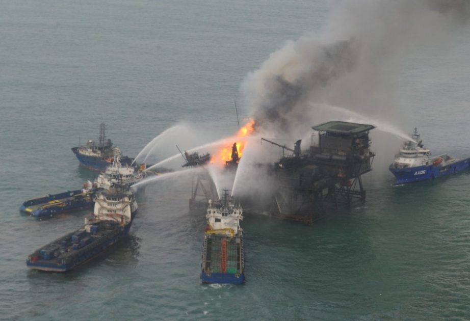 سوكار: تم إطفاء حريق كل الآبار النفطية في المنصة بحقل 