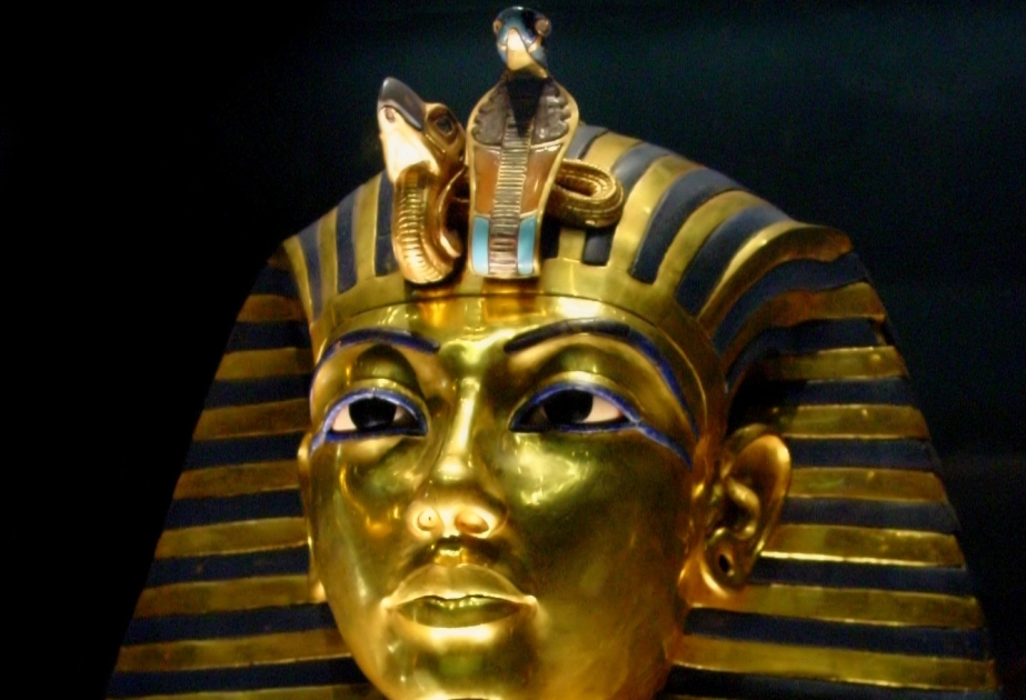 Tutanchamuns goldener Totenmaske ihre historische Identität zurückgegeben
