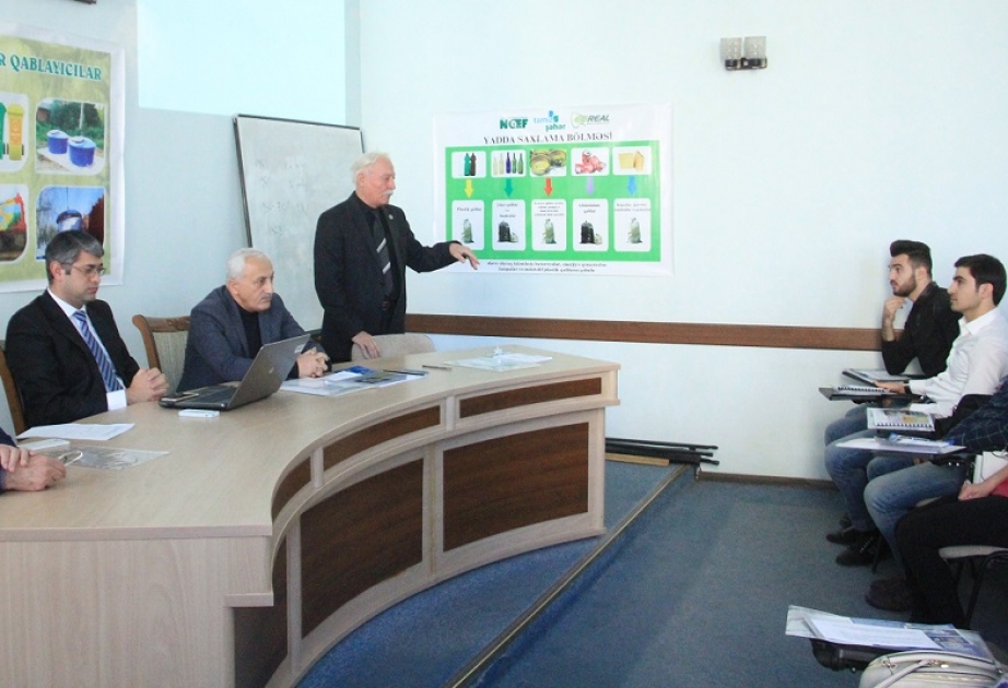 "Təmiz Şəhər" ASC tələbələr üçün maarifləndirici seminar təşkil edib