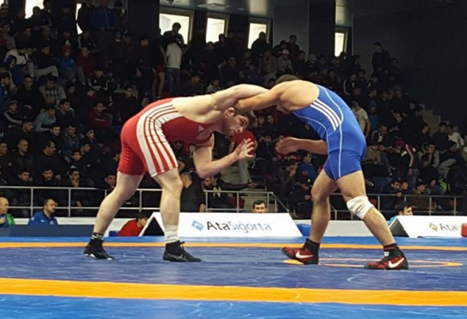 Aserbaidschanische Meisterschaft im Ringen läuft nun weiter