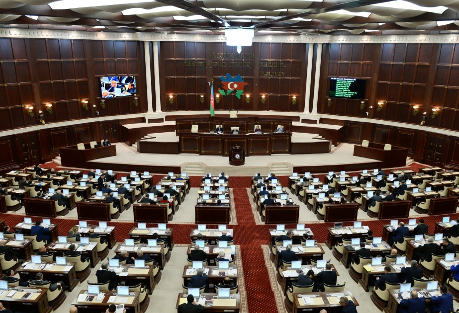 “Diplomatik xidmət haqqında” Qanunda dəyişiklik edilib
