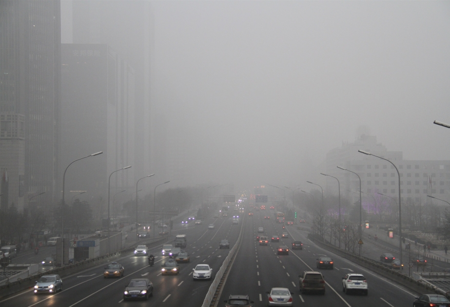 Beijing to shut down 2,500 polluting firms to tackle smog crisis