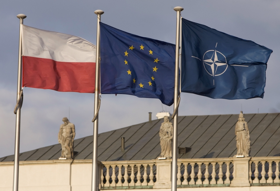 На саммите НАТО в Варшаве Польша поставит вопрос о базах альянса в стране