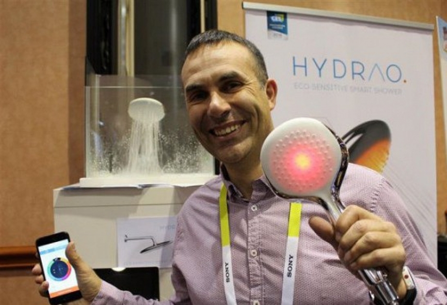 HydraO: Smarter Duschkopf warnt vor übermäßigem Wasserverbrauch