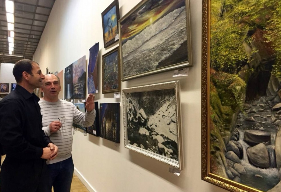 Работы азербайджанского художника признаны лучшими на «Российской неделе искусств»