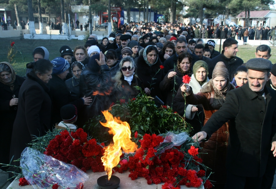 20 Yanvar şəhidlərinin xatirəsi bölgələrdə də yad olunur