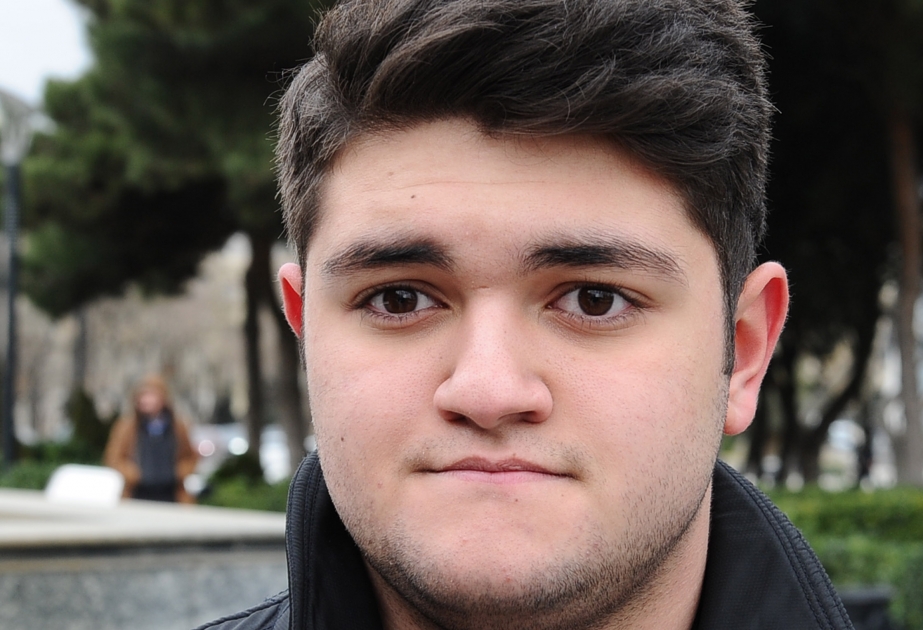 Gənc nəsil qəhrəmanlığı şəhidlərimizdən öyrənirlər
