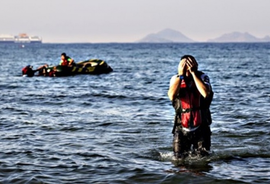 غرق قاربين للمهاجرين قبالة سواحل اليونان