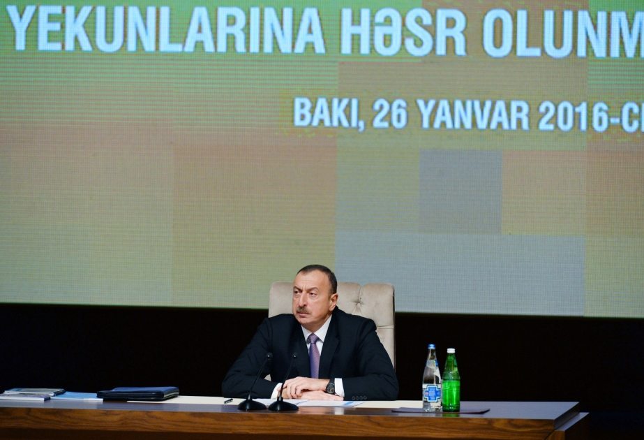 Prezident: Bütün dövlət məmurlarının kabinetlərində bundan sonra yerli mebellər olmalıdır