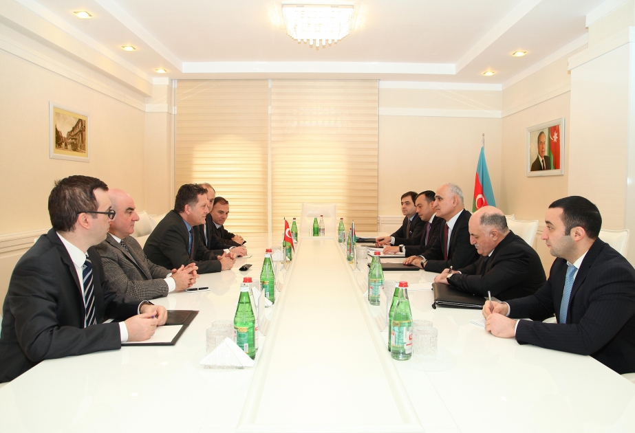 Azerbaijan`s Minister of Economy meets Turkish official