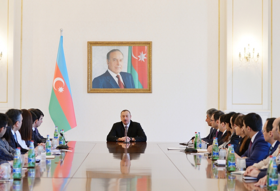 President Ilham Aliyev met with a group of Azerbaijani youth VIDEO