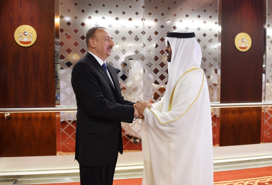 Staatsbesuch von Aserbaidschans Präsident Ilham Aliyev in Vereinigten Arabischen Emiraten Offizieller Empfang VIDEO