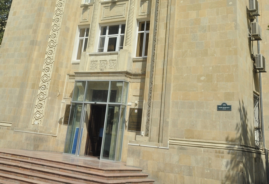 Повысилась заработная плата сотрудников Азербайджанского университета языков